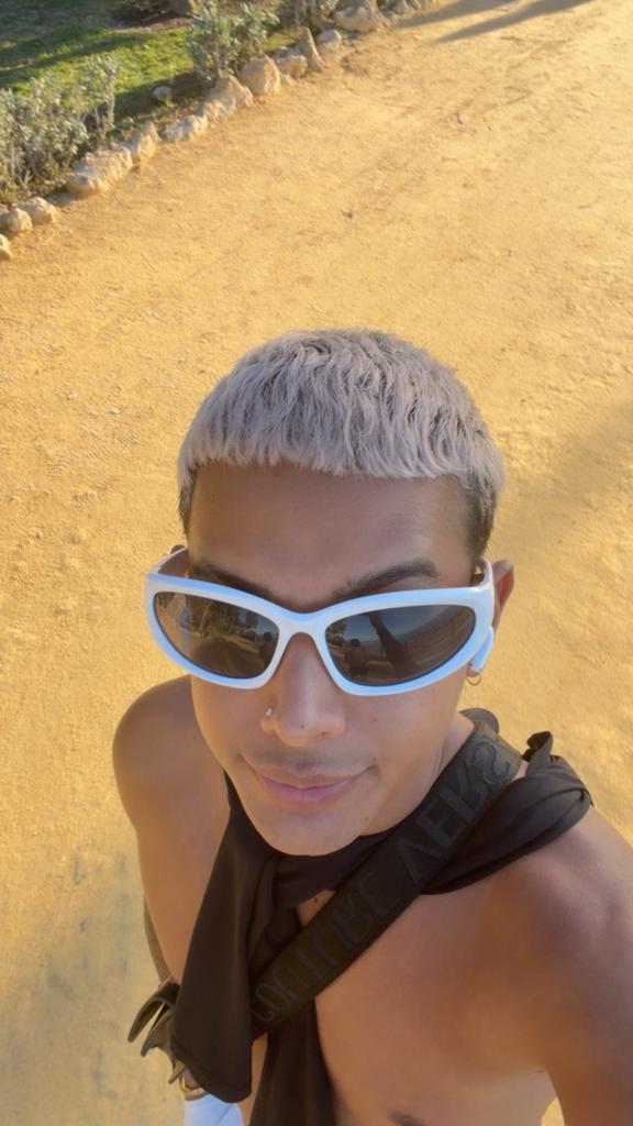 Chico busca chica en Málaga: 