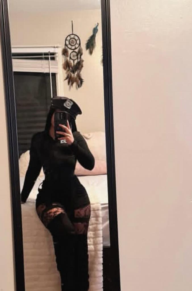 Chica busca chico en Huelva: 