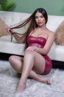 663138705: Chica busca chico en Barcelona