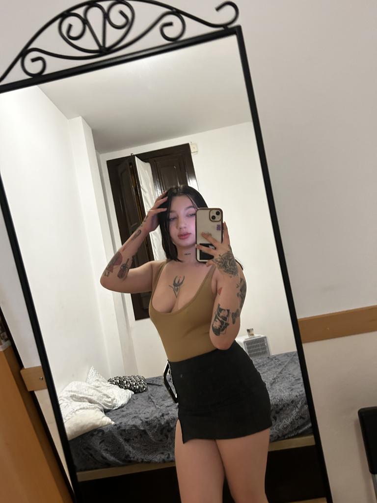 604372619: Chica busca chico en Madrid