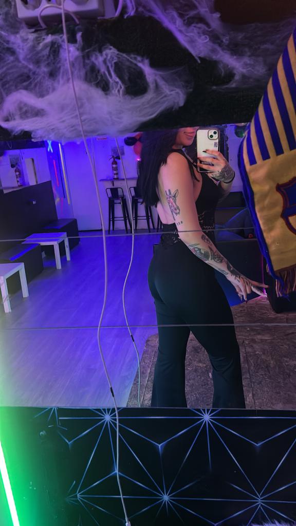 604372619: Chica busca chico en Madrid