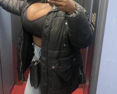 602598860: Chica busca chico en Barcelona