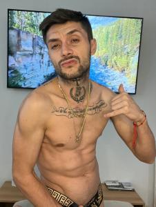 Chico busca chica en Mallorca: 