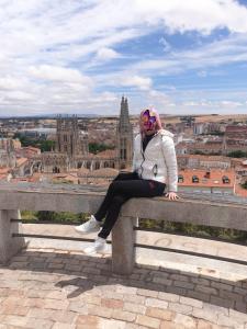 642286206: Chica busca chico en Burgos