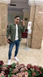 Chico busca chica en Huelva: 