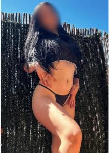 631711240: Chica busca chico en Barcelona