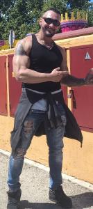 Chico busca chica en Málaga: 