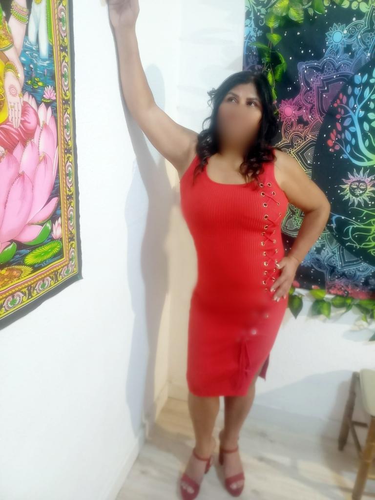 632113395: Chica busca chico en Málaga
