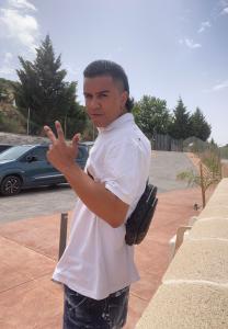 614985718: Chico busca chica en Madrid