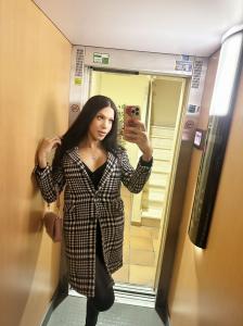 632771760: Transexual en Barcelona