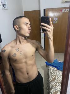 610924347: Chico busca chica en Madrid