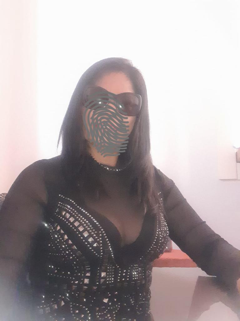 613384358: Chica busca chico en Málaga