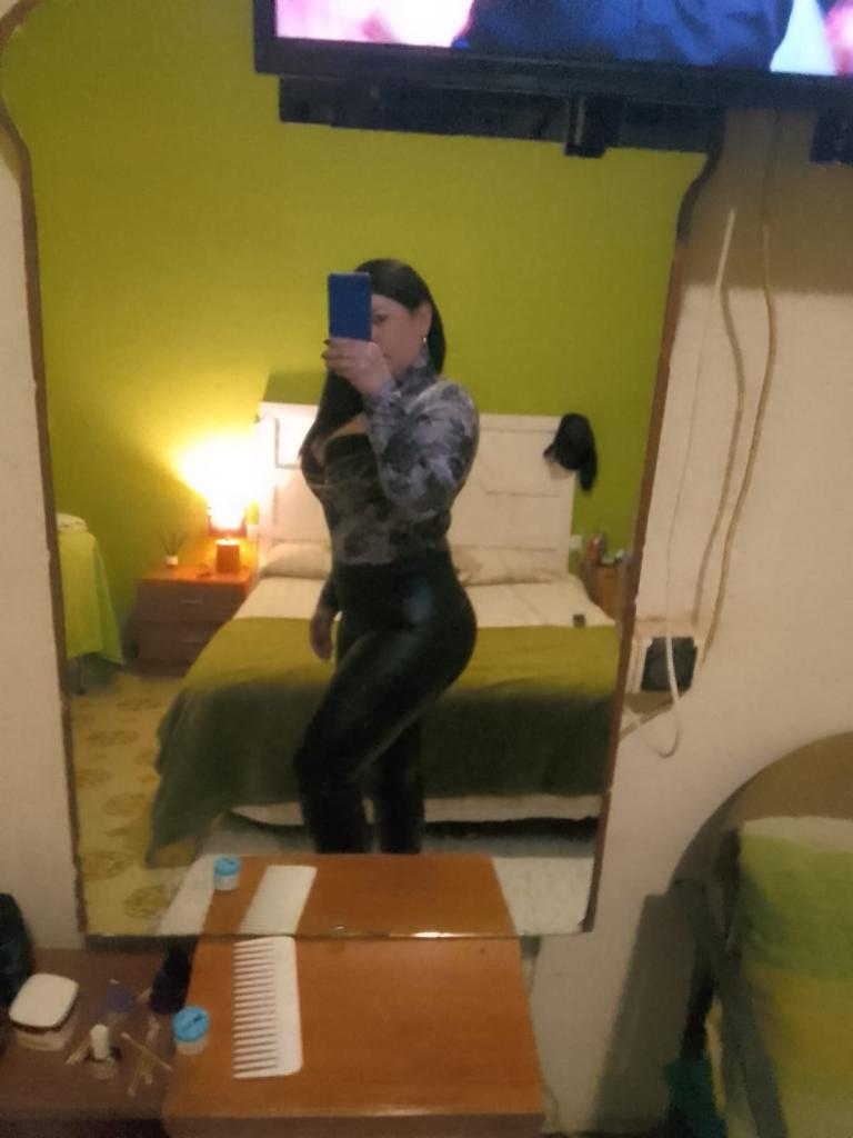 632512149: Chica busca chico en Zaragoza