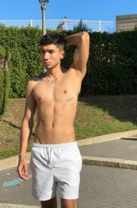 Chico busca chica en Madrid: 