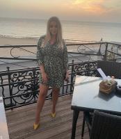 722146543: Chica busca chico en Granada