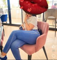 672769521: Chica busca chico en Barcelona