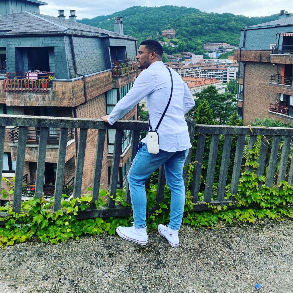 Chico busca chica en Valencia: 