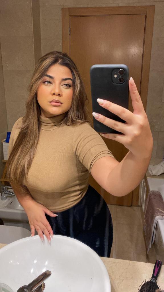 666314324: Chica busca chico en Ibiza