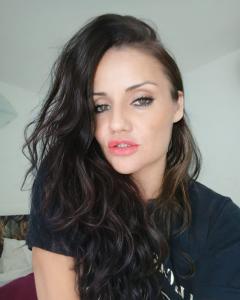 617120873: Chica busca chico en Madrid