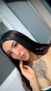 742021340: Chica busca chico en Madrid