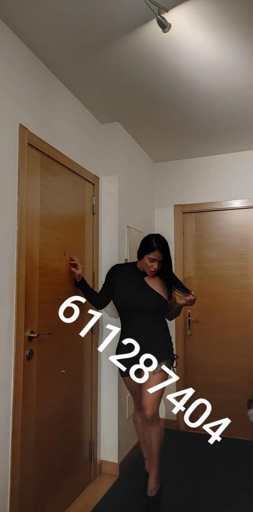 611287404: Chica busca chico en La Coruña