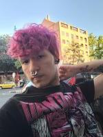 695577900: Chico busca chica en Madrid