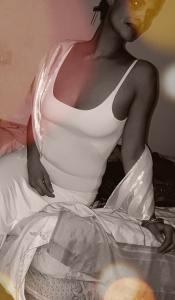 602462152: Chica busca chico en Navarra