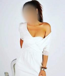 617140181: Chica busca chico en Sevilla