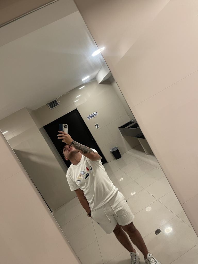 Chico busca chica en Zaragoza: 