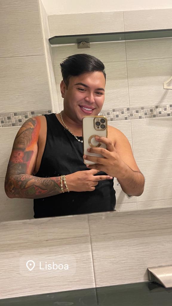 Chico busca chica en Huelva: 