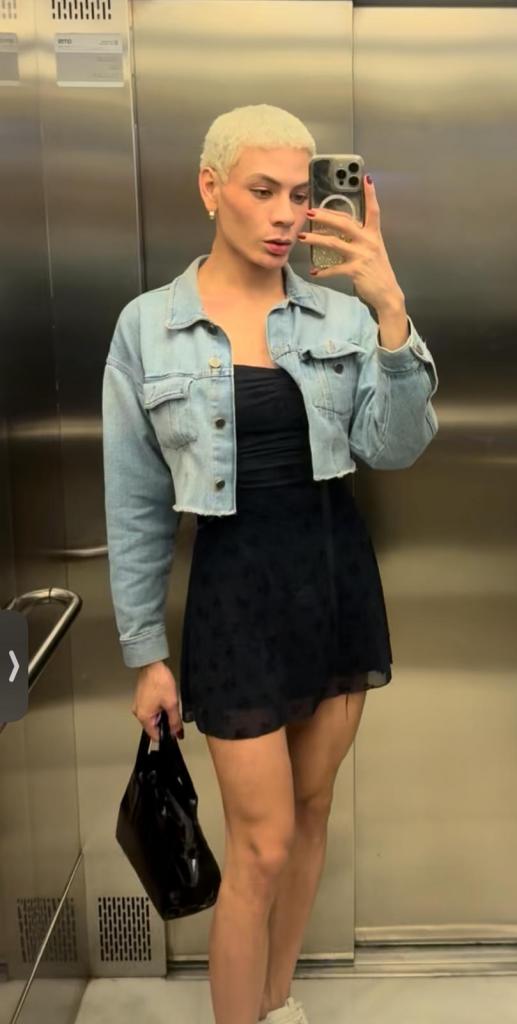 661079865: Travesti en Barcelona