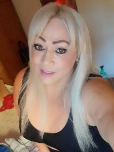 697429076: Travesti en Badajoz