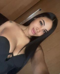 613314267: Chica busca chico en Cantabria