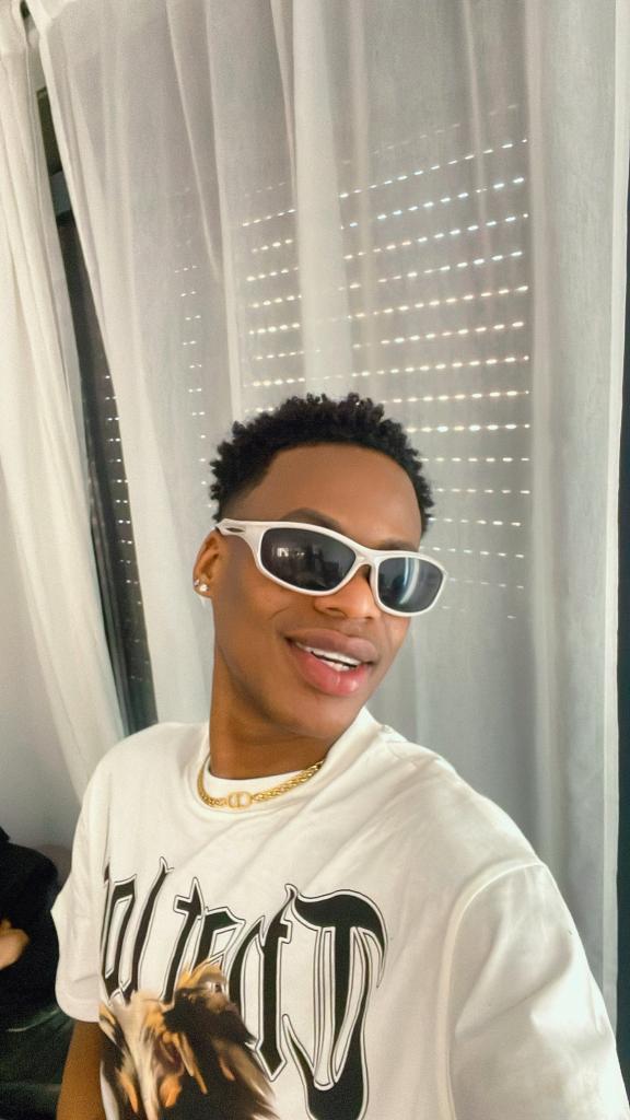 Chico busca chica en Málaga: 