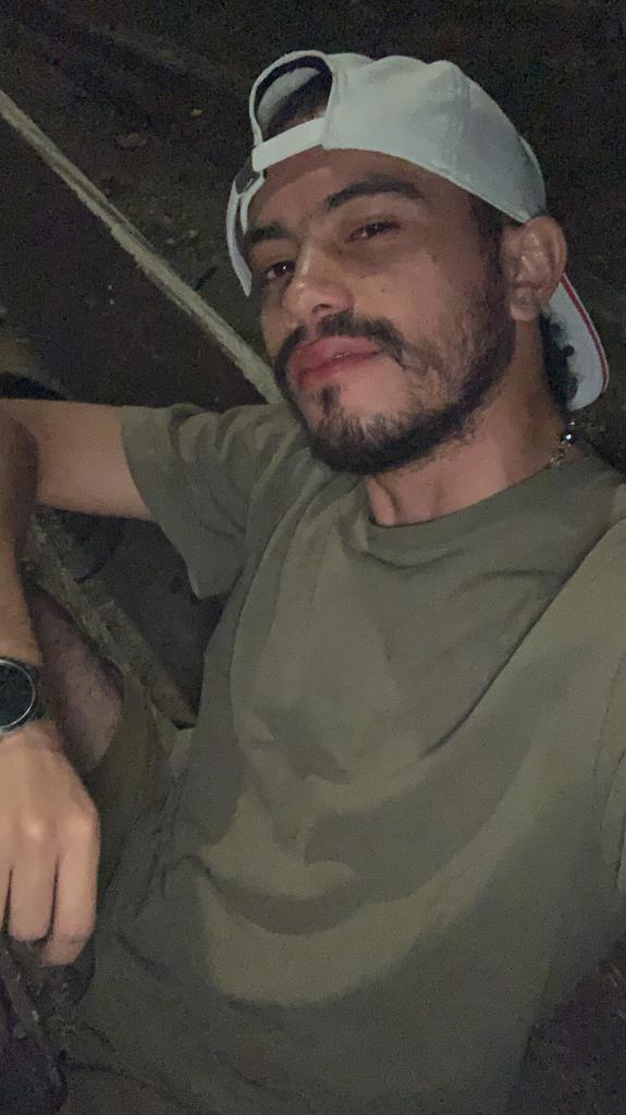 627296445: Chico busca chica en Madrid