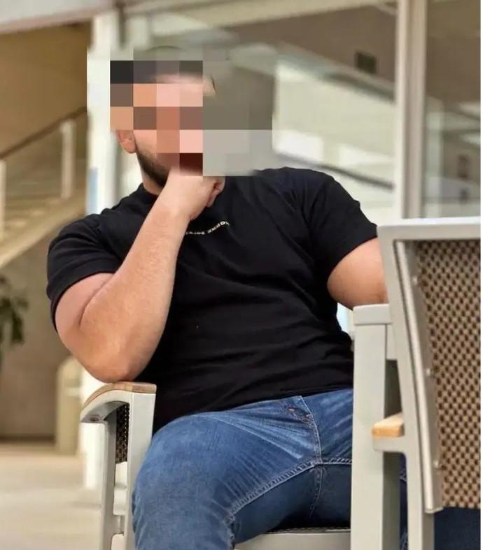 631406810: Chico busca chica en Guipúzcoa