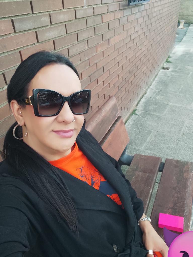 642708551: Transexual en Álava