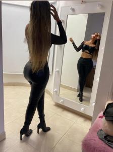 692106970: Chica busca chico en Málaga