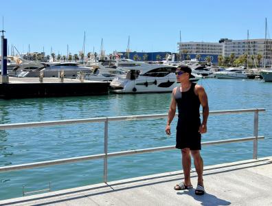 611243282: Chico busca chica en Madrid