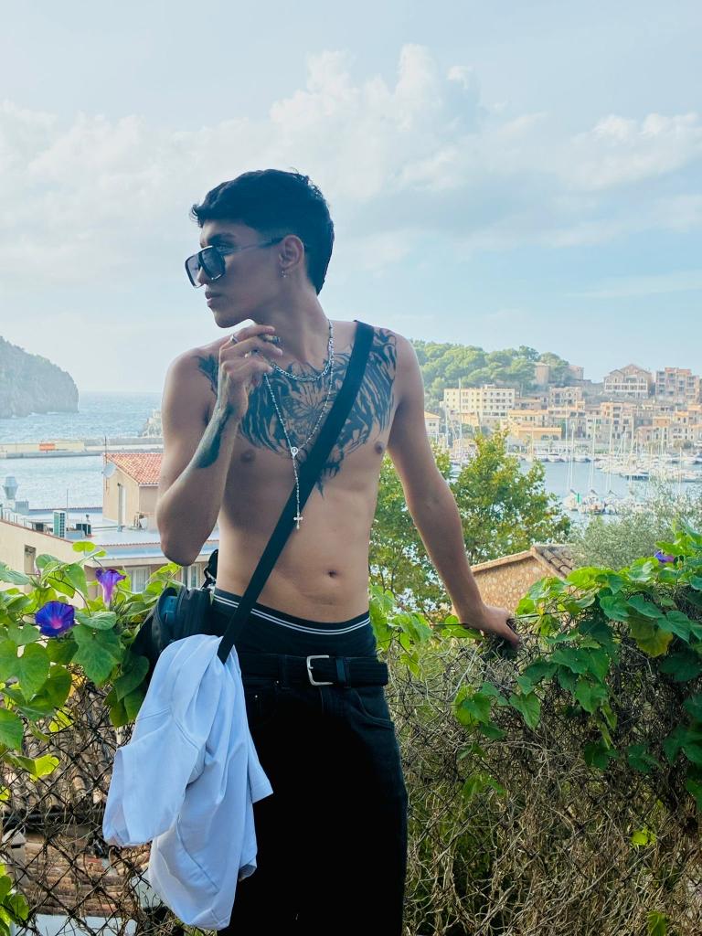 657558982: Chico busca chica en Madrid