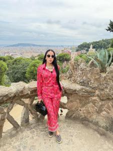 642678735: Chica busca chico en Barcelona