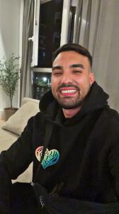 612561084: Chico busca chica en Cantabria