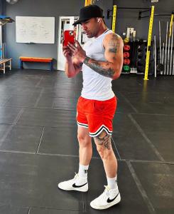 612561084: Chico busca chica en Cantabria