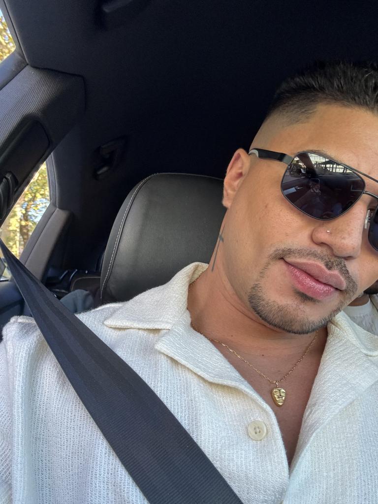 Chico busca chica en La Coruña: 