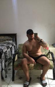 604106511: Chico busca chica en Madrid