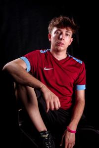 671443818: Chico busca chica en Barcelona