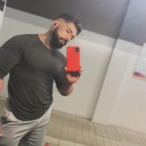 Chico busca chica en Zaragoza: 