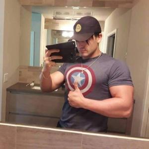 Chico busca chica en Valencia: 