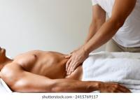 640210023: Chico busca chica en Sevilla