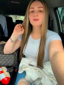 614232301: Chica busca chico en Murcia